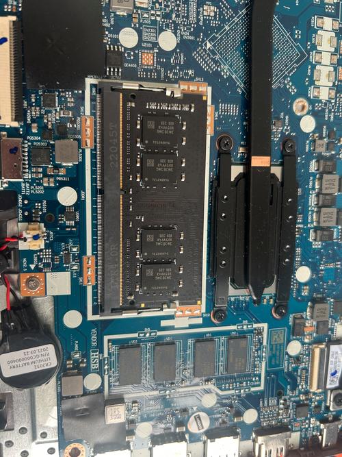 笔记本怎么上内存条，笔记本内存条怎么装进去？-第4张图片-优品飞百科