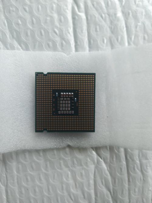 电脑cpue5800是什么代？电脑cpue52680咋样？