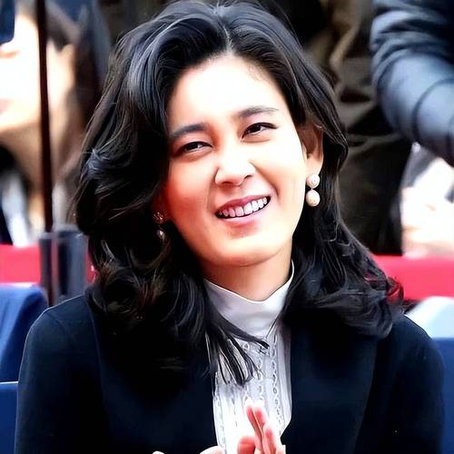 三星公主李富真有几个孩子,三星公主李富真面相分析?-第3张图片-优品飞百科 三星公主李富真有几个孩子,三星公主李富真面相分析?-第3张图片-优品飞百科