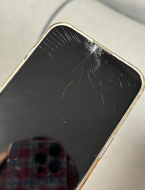 苹果12换屏幕大概需要多少钱，苹果12换屏幕要多少钱?？