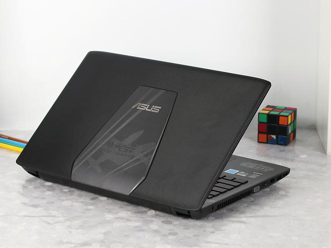 华硕飞行堡垒一共有几代？华硕飞行堡垒每一代？-第3张图片-优品飞百科