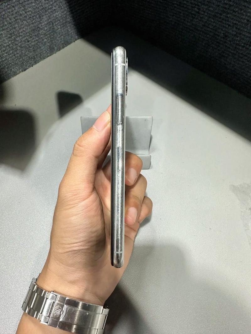 现在iphonex有双卡双待吗，苹果x有双卡双待功能吗?