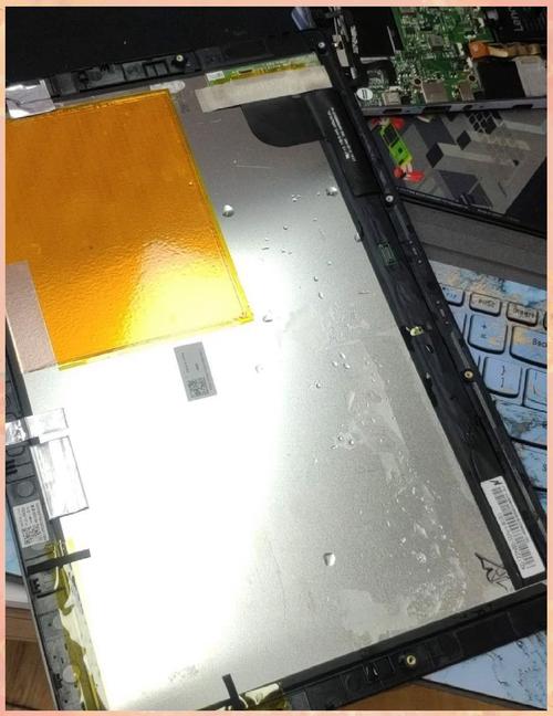 电脑花屏维修一般多少钱，电脑花屏了能修好吗-第4张图片-优品飞百科