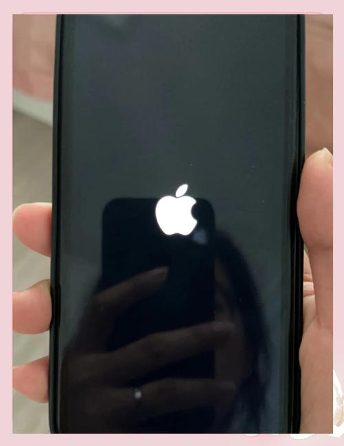 苹果出现白苹果怎么办？平果手机出现白苹果现象？