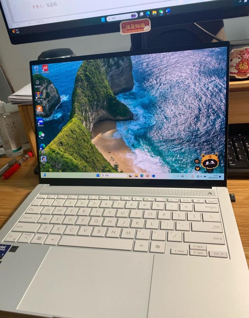 小尺寸高性能笔记本？超小的笔记本？-第2张图片-优品飞百科