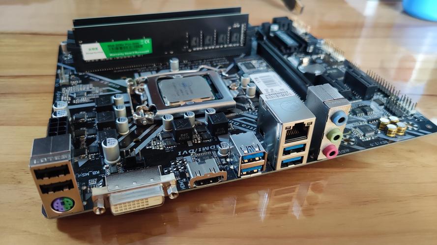 电脑内存主要起什么作用，电脑内存主要起什么作用和功能？-第3张图片-优品飞百科