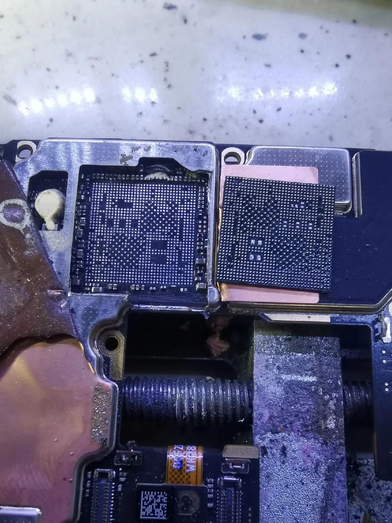 k30至尊纪念版换主板多少钱，k30s至尊纪念版主板？