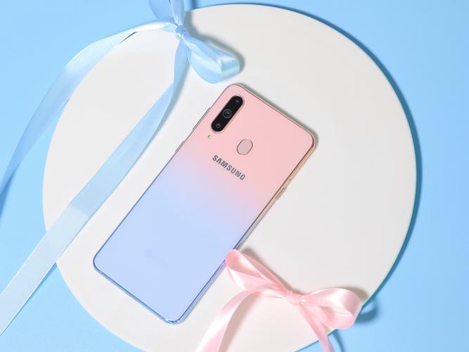 三星a8s屏幕是什么材质，三星a8s的lcd屏幕表现-第2张图片-优品飞百科