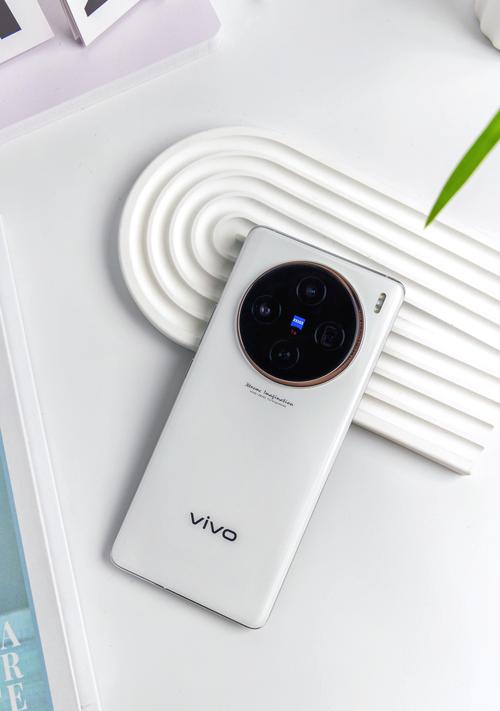 vivo高端旗舰机有哪些，vivo高端产品？-第5张图片-优品飞百科