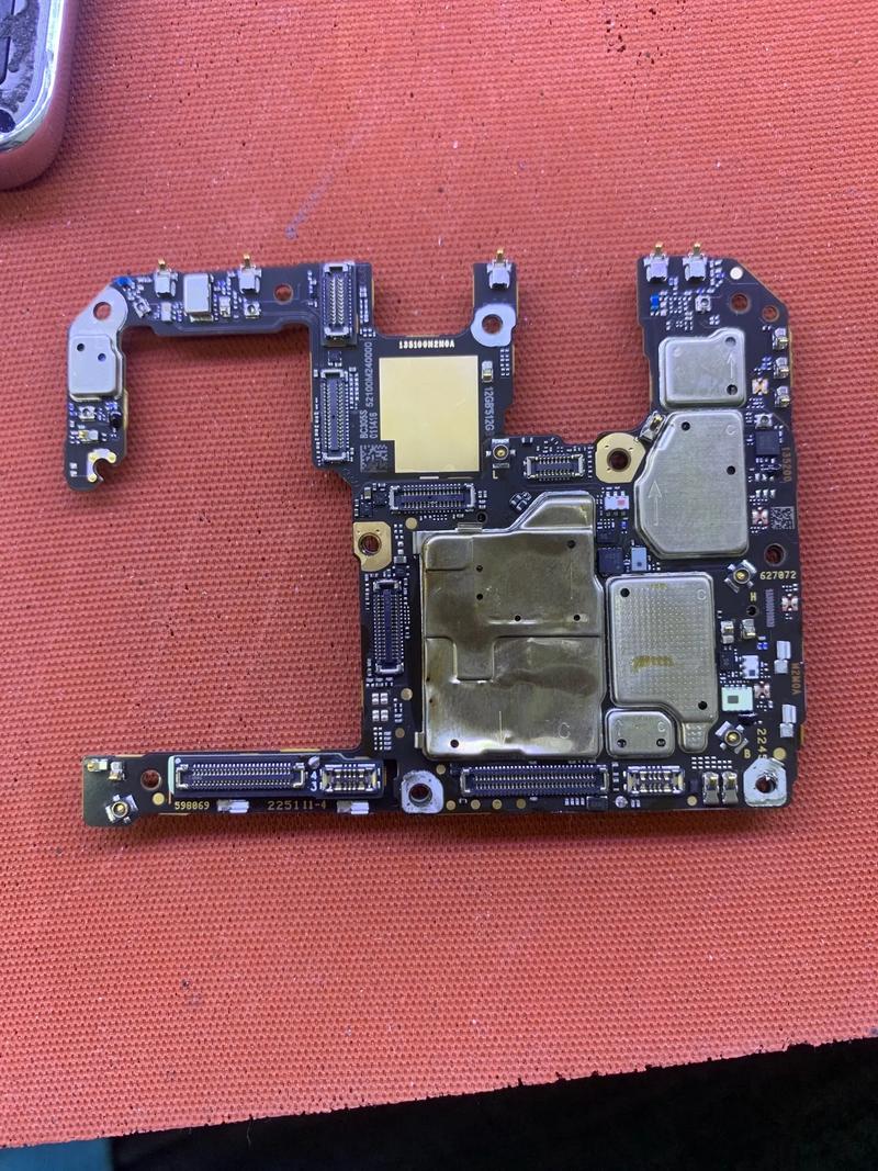 小米11青春版修主板多少钱，小米11主板多少钱一块