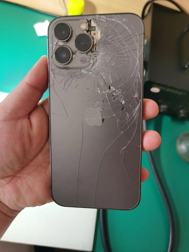 苹果x换屏幕多少钱一台，苹果x屏换屏多少钱-第3张图片-优品飞百科