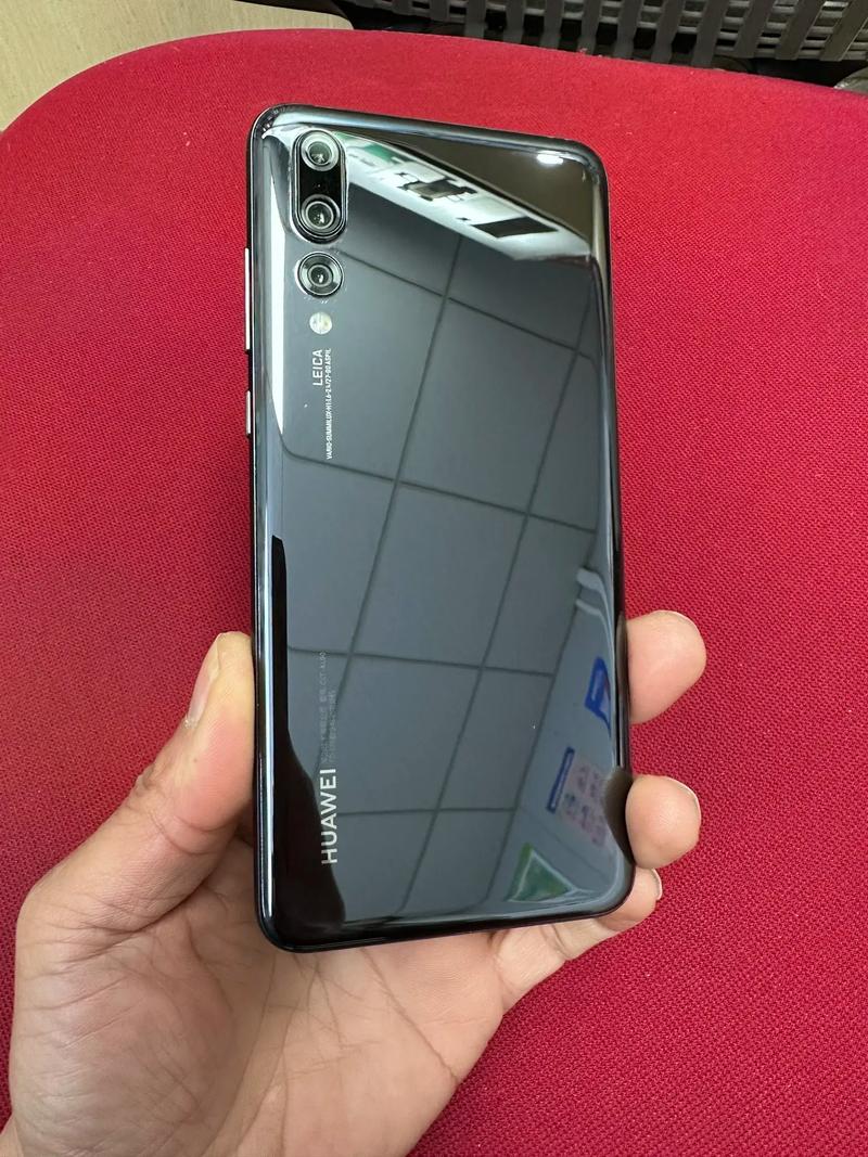 华为p20pro最大内存,华为p20pro内存多少?-第5张图片-优品飞百科 华为p20pro最大内存,华为p20pro内存多少?-第5张图片-优品飞百科