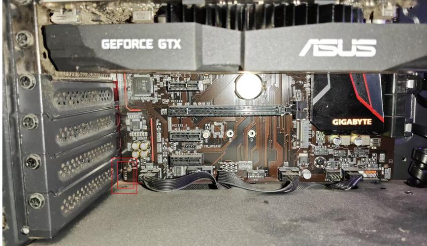 笔记本电脑主板bios在哪里?笔记本bios在哪里打开?-第2张图片-优品飞百科 笔记本电脑主板bios在哪里?笔记本bios在哪里打开?-第2张图片-优品飞百科