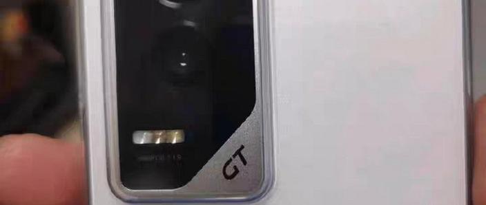 荣耀v20和荣耀x20哪个好？华为荣耀v20和x20哪个好？-第2张图片-优品飞百科