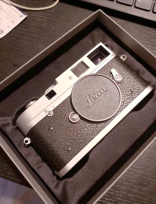 徕卡x1什么时候上市的，徕卡x1是ccd吗？-第3张图片-优品飞百科