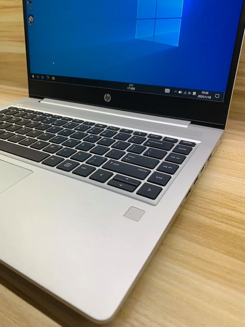 amd4500u相当于i几，amd4500u是几核