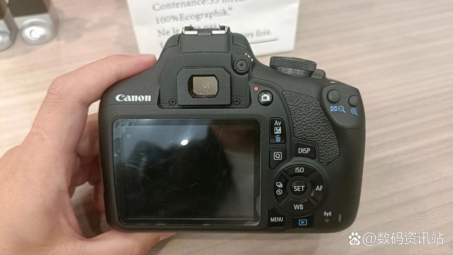 佳能1500d和2000d的区别，佳能1500d和100d区别？-第4张图片-优品飞百科