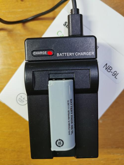 佳能eos7d充电器？佳能7d充电线？-第1张图片-优品飞百科