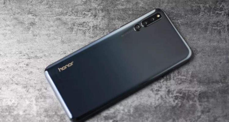 荣耀magic2厚度是多少，荣耀magic 2机身厚度