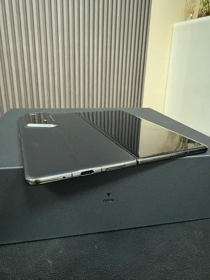 荣耀magic2厚度是多少，荣耀magic 2机身厚度-第4张图片-优品飞百科