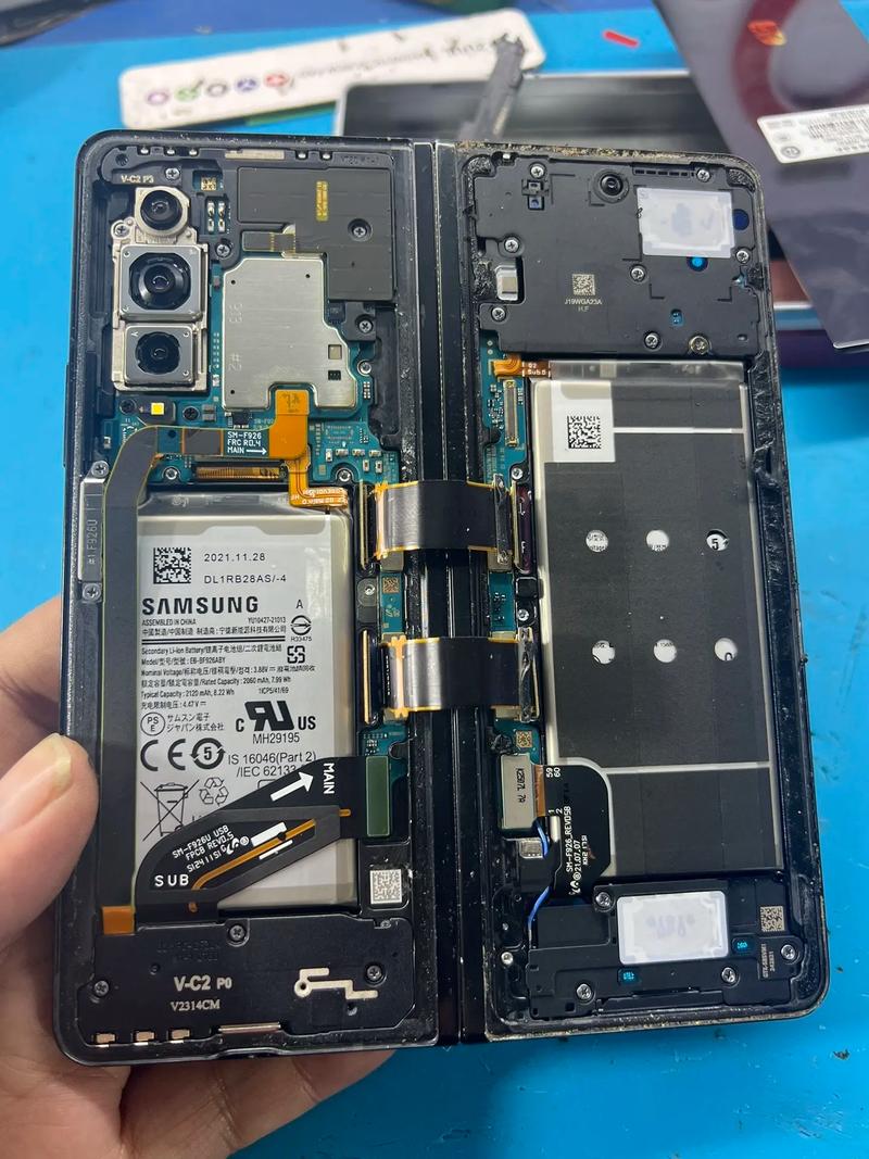 三星w21电池怎么样，三星w21 电池？-第2张图片-优品飞百科