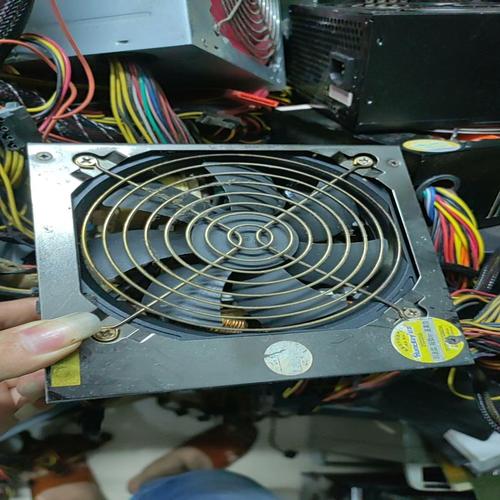 航嘉电源400w怎么样，航嘉电源300w