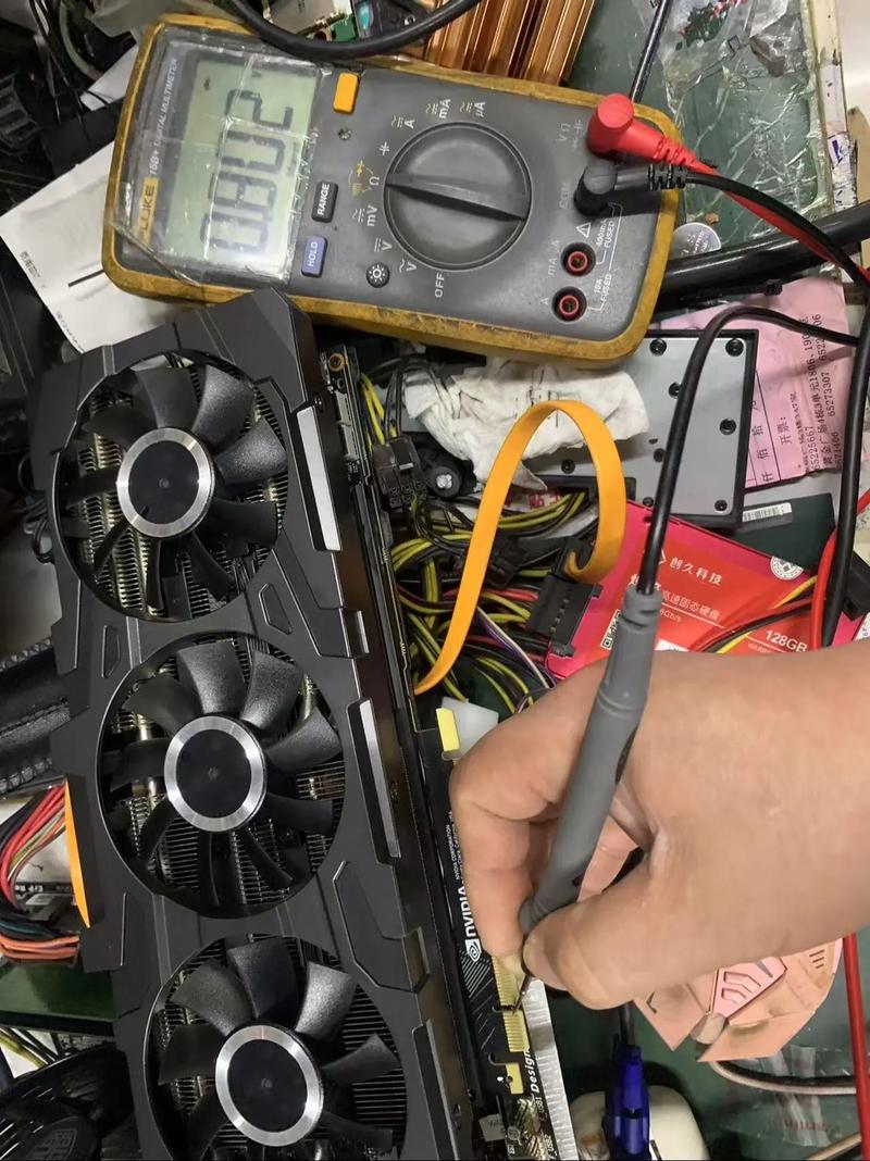 台式电脑显卡坏了怎么修复，台式电脑显卡坏了还能正常使用吗