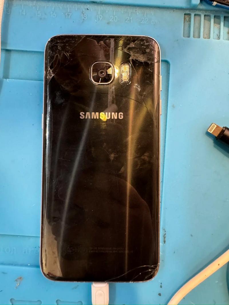 三星s7换个原装屏多少钱，三星s7换屏教程图解-第2张图片-优品飞百科