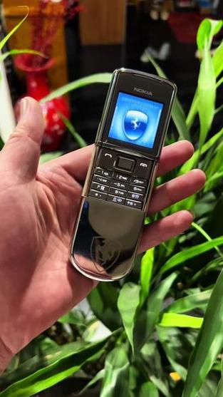 诺基亚8800哪年出厂的，诺基亚8800出厂年份-第2张图片-优品飞百科