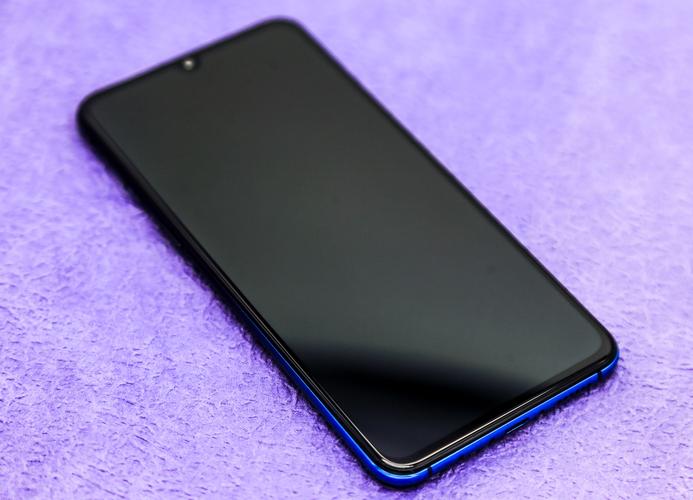 x23幻彩版和x23屏幕通用吗？x23幻彩版与x23的区别？-第4张图片-优品飞百科