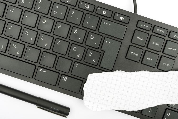 联想小新pro13键盘灯怎么开，联想小新pro132020键盘灯？-第1张图片-优品飞百科