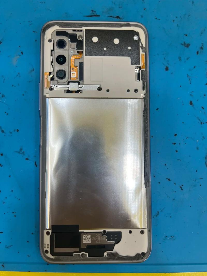 vivoz1屏幕坏了换一下多少钱，vivoz1换屏幕总成多少钱？-第4张图片-优品飞百科