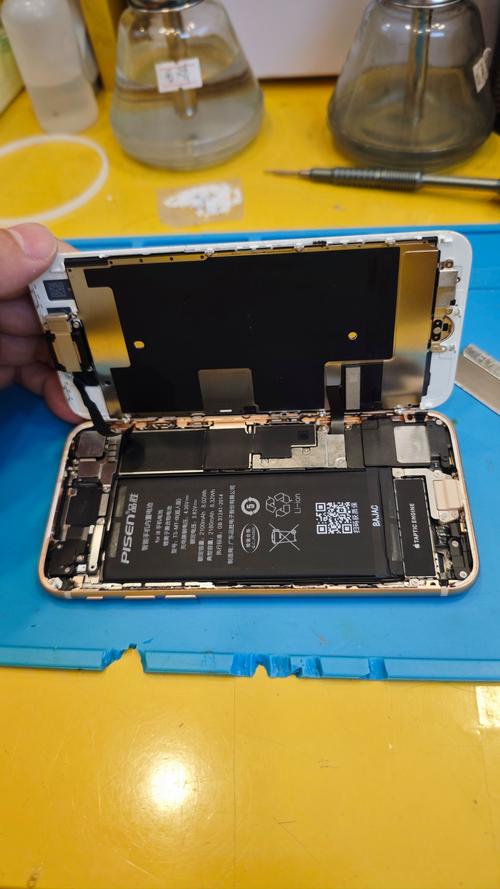 iphone8电池鼓包会爆炸吗？iphone8电池鼓包的征兆？-第3张图片-优品飞百科