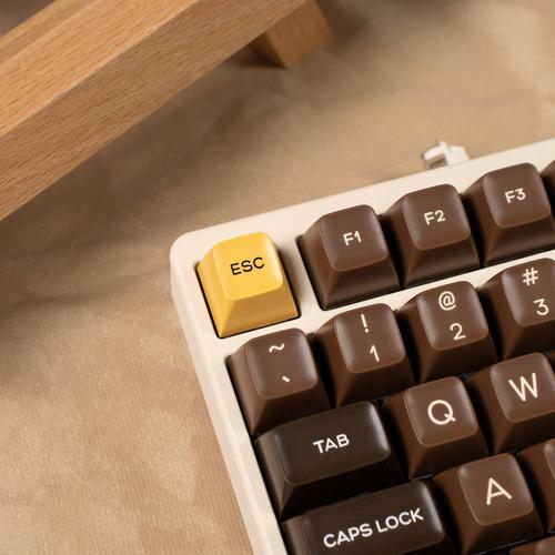 巧克力键盘按键怎么拆，巧克力键盘如何拆卸？