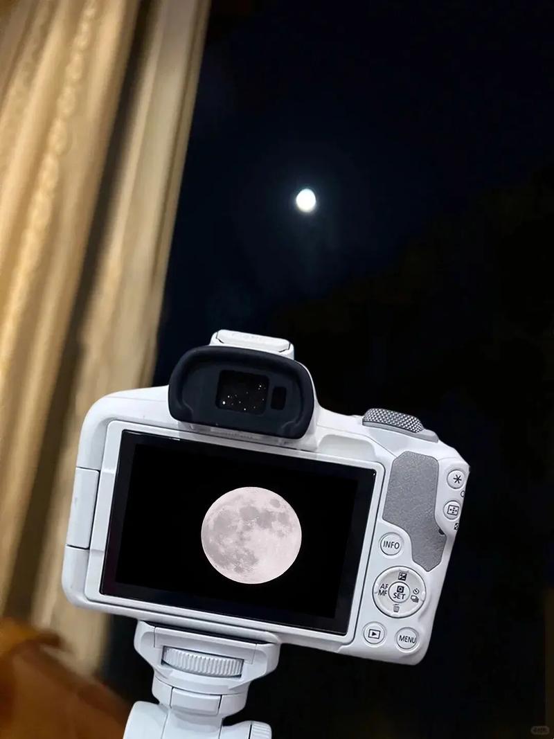 佳能ixus230hs可以拍月亮吗，佳能ixus310hs拍月亮？-第4张图片-优品飞百科