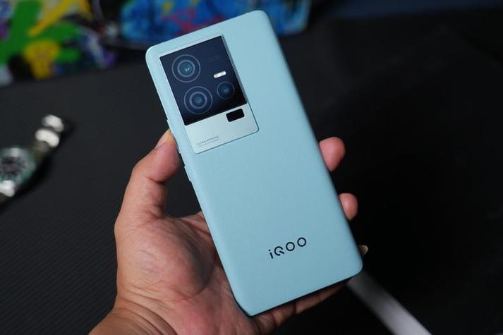 iqoo11和iqoo11s哪个好，iqoo11和iqoo11s哪个好一点-第4张图片-优品飞百科