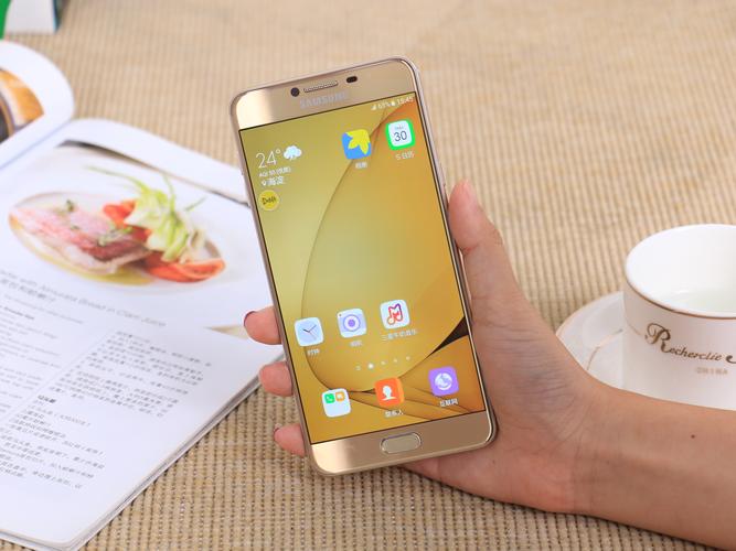 三星c7什么时候出来的，三星c7那年出的-第2张图片-优品飞百科