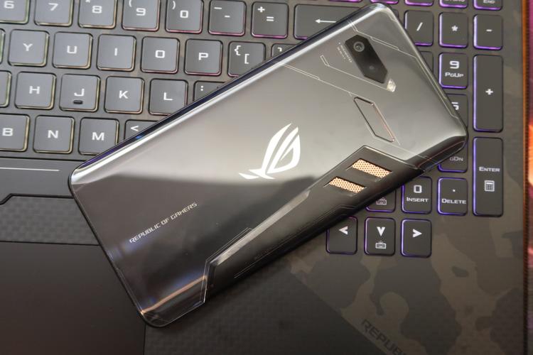rogphonell是几代？rog phone一代？-第3张图片-优品飞百科