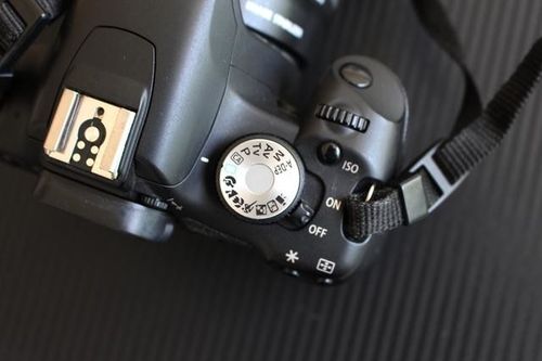 佳能eos500d运动快门速度，佳能500d快门在哪里？-第2张图片-优品飞百科