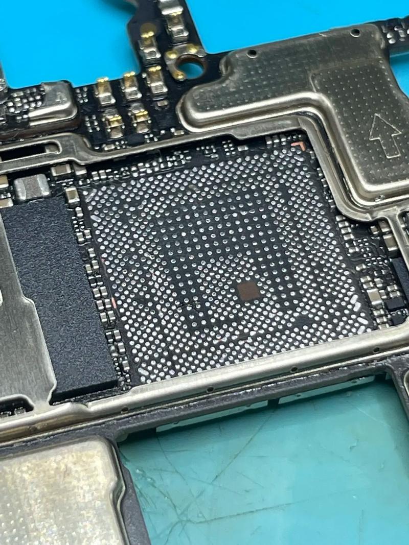 华为海思麒麟990相当于骁龙多少，海思麒麟990 5g相当于骁龙多少-第3张图片-优品飞百科