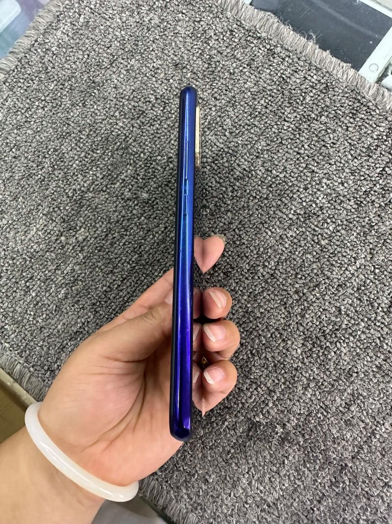 苹果se参数对比vivoy7s参数？苹果se与7参数对比？-第1张图片-优品飞百科