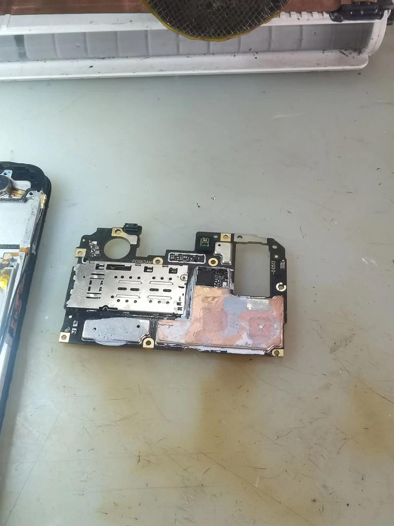 苹果se参数对比vivoy7s参数？苹果se与7参数对比？-第2张图片-优品飞百科