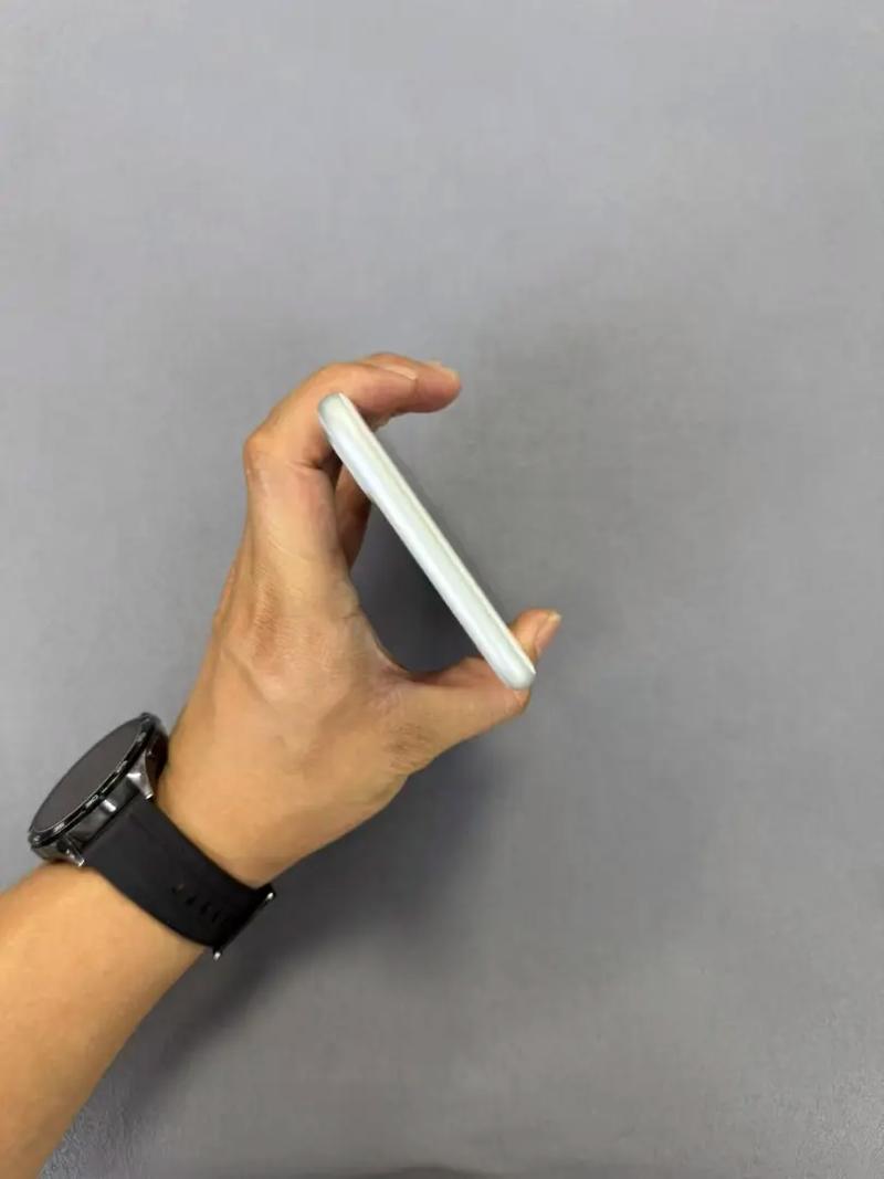 iphone8plus支持无线充电吗，iphone8plus支持无线充电多少w？