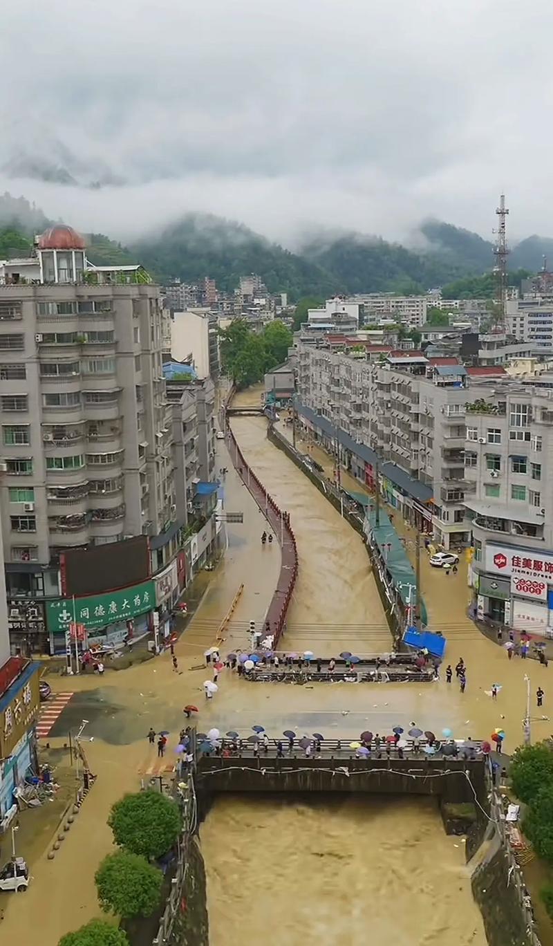 咸丰今日天气详情，咸丰近期天气预报